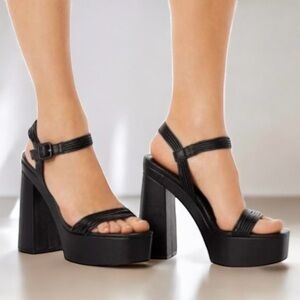 Aqua AQ Sweet Black Platform Strappy Sandals
